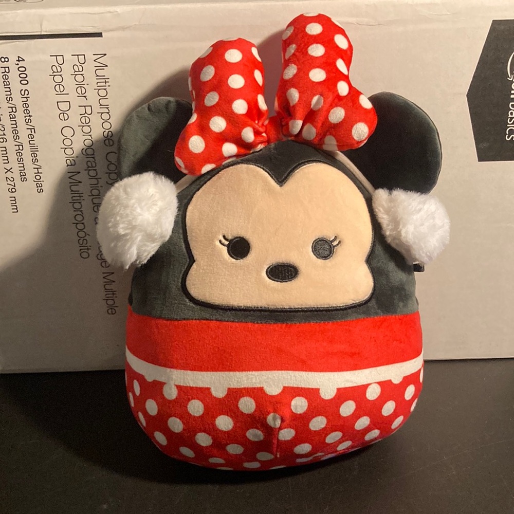 Squishmallows Disney Christmas Minnie Mouse 8”